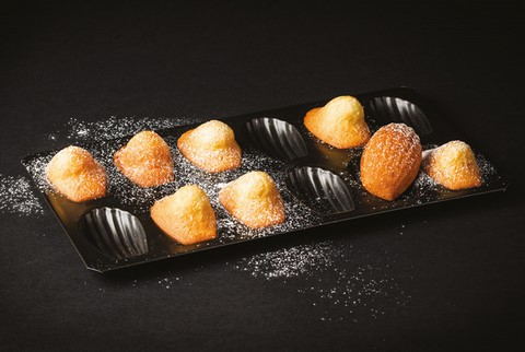 Plaque moule à madeleines 8cm - 12 pièces, pour réussir vos madeleines à tous les coups